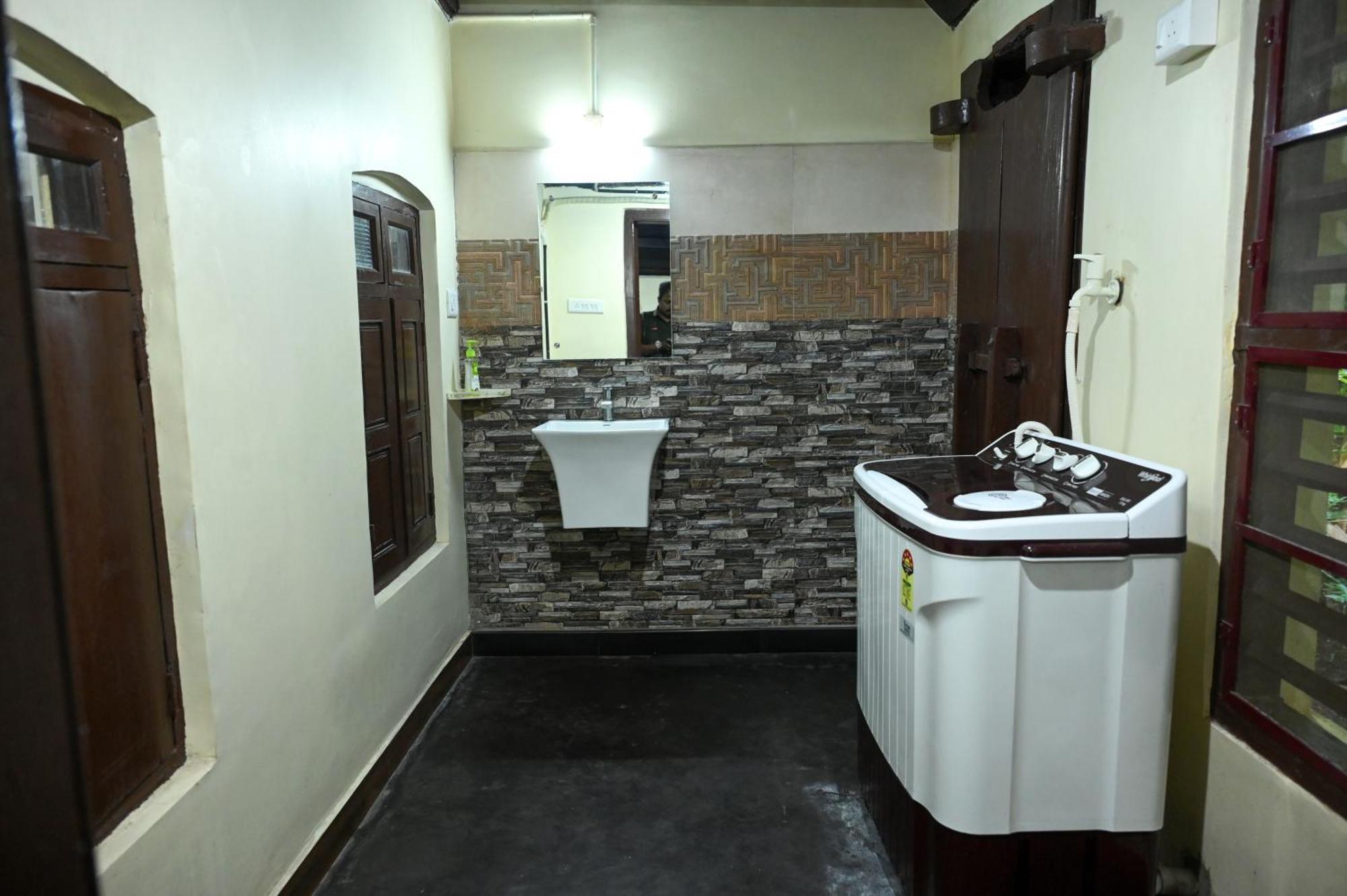 The Mana-Heritage stay - Chengazhimattam Mana Kottayam Luaran gambar