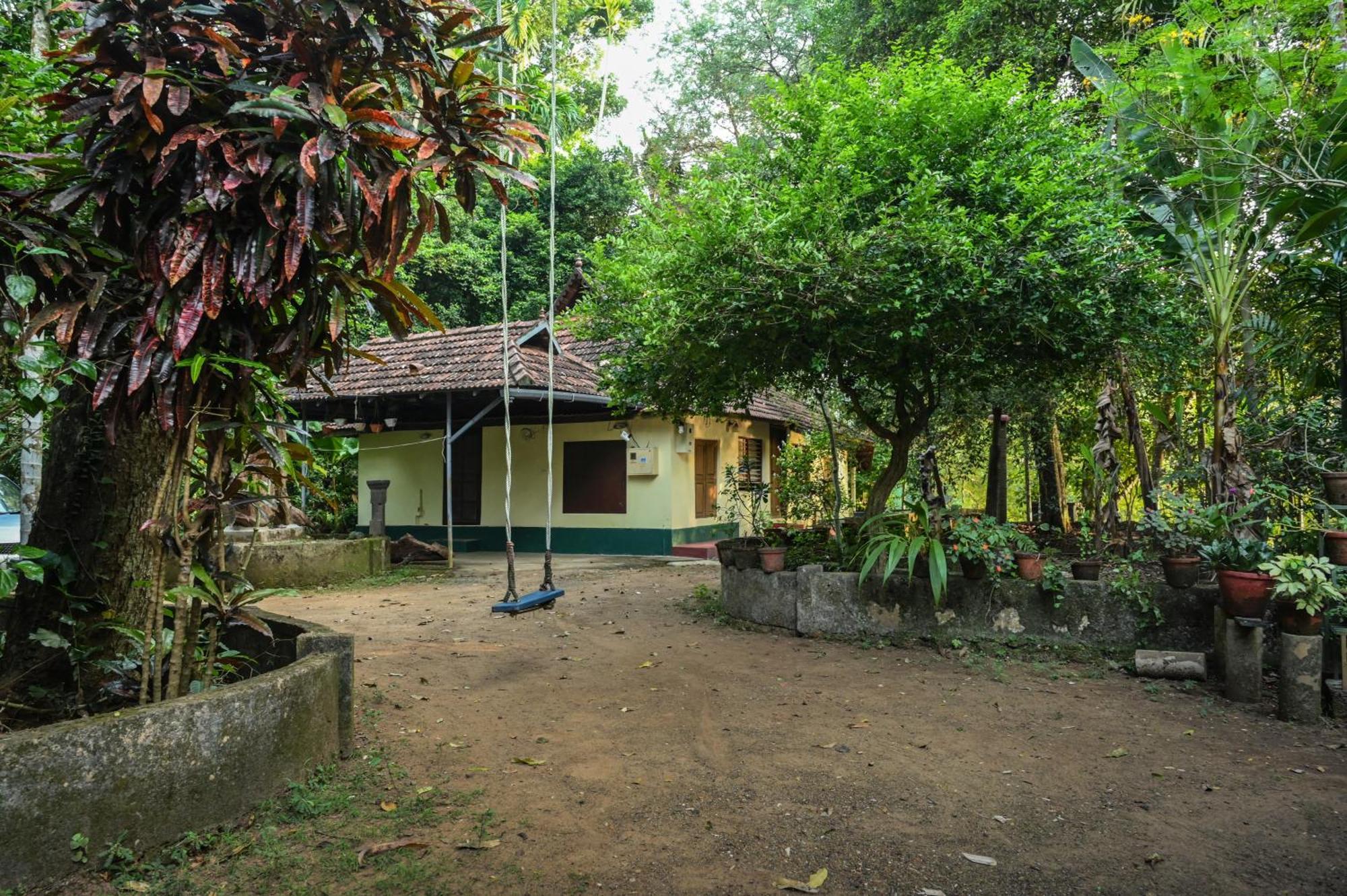 The Mana-Heritage stay - Chengazhimattam Mana Kottayam Luaran gambar