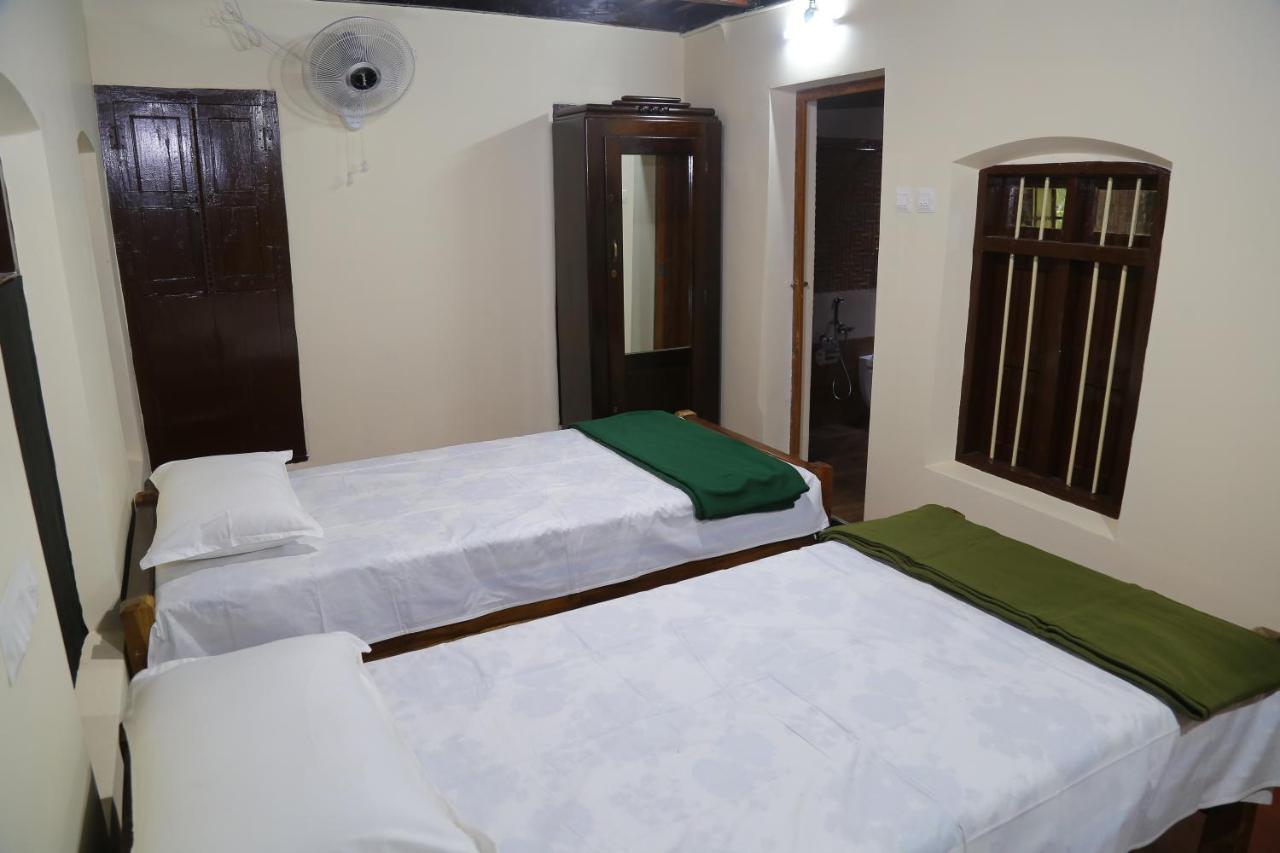 The Mana-Heritage stay - Chengazhimattam Mana Kottayam Luaran gambar