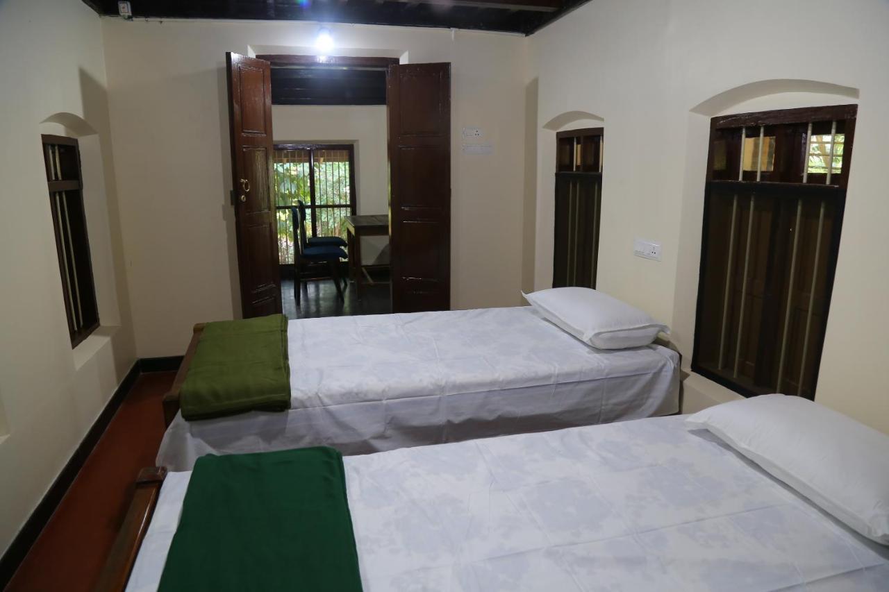 The Mana-Heritage stay - Chengazhimattam Mana Kottayam Luaran gambar